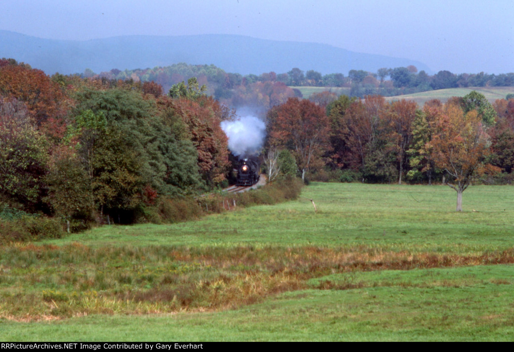 BMRG 4-8-4 #2102 - Blue Mountain & Reading